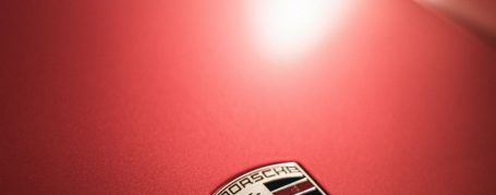 Porsche Panamera 970 GTS - Folierung in PWF Matt Anodized Red 2.0