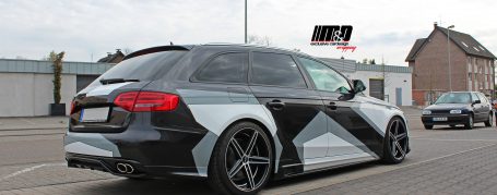 Audi A4 Avant 8F - Teilverklebung / Designfolierung mit Oracal Weiß glänzend + Oracal Telegrau