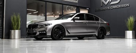 BMW 5-Series G30 Limousine - Folierung in PWF Nardograu CC+4121