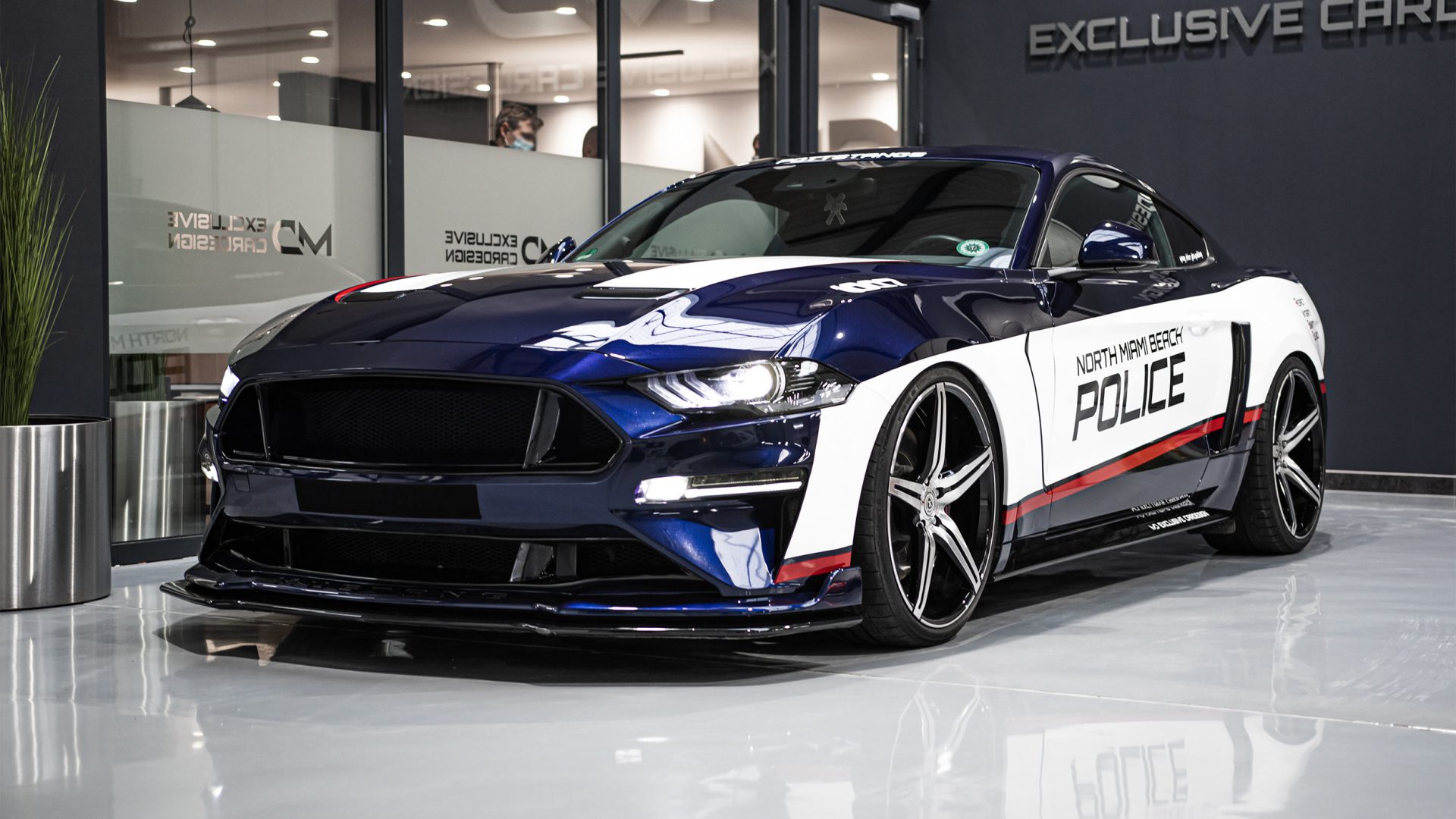Ford Mustang VI GT FastBack 5.0 - Designfolierung North Miami Beach ...