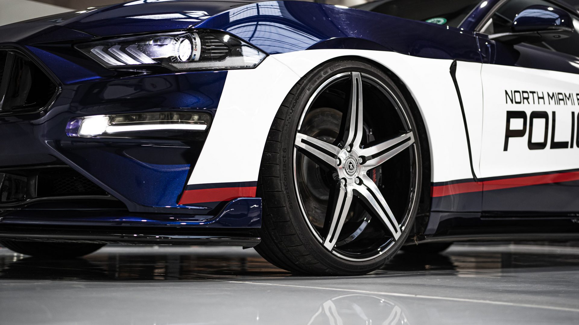 Ford Mustang VI GT FastBack 5.0 - Designfolierung North Miami Beach ...