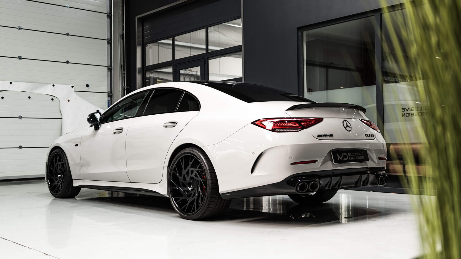 MercedesAMG CLS 53 C257 Folierung in PWF Chalk Grey CC 4166 M&D