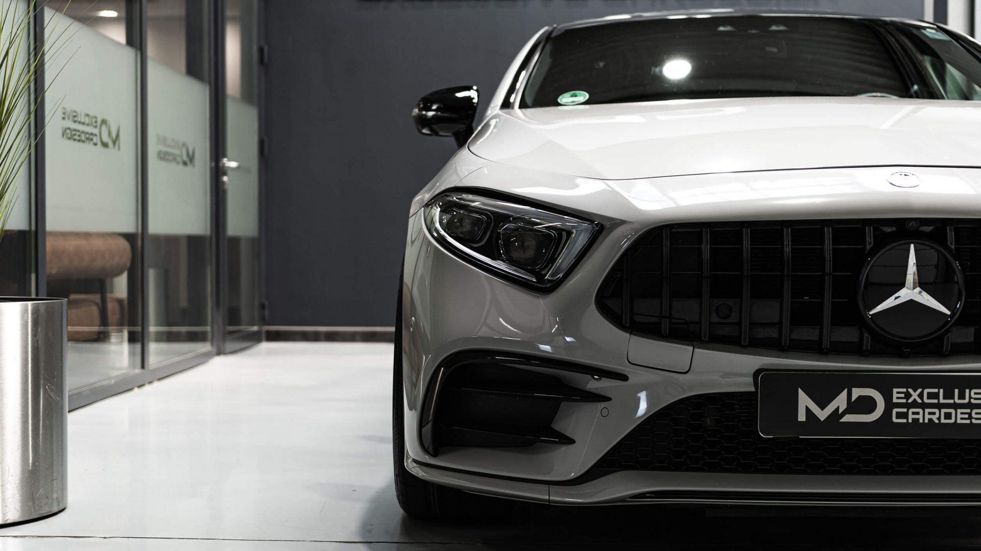 MercedesAMG CLS 53 C257 Folierung in PWF Chalk Grey CC 4166 M&D